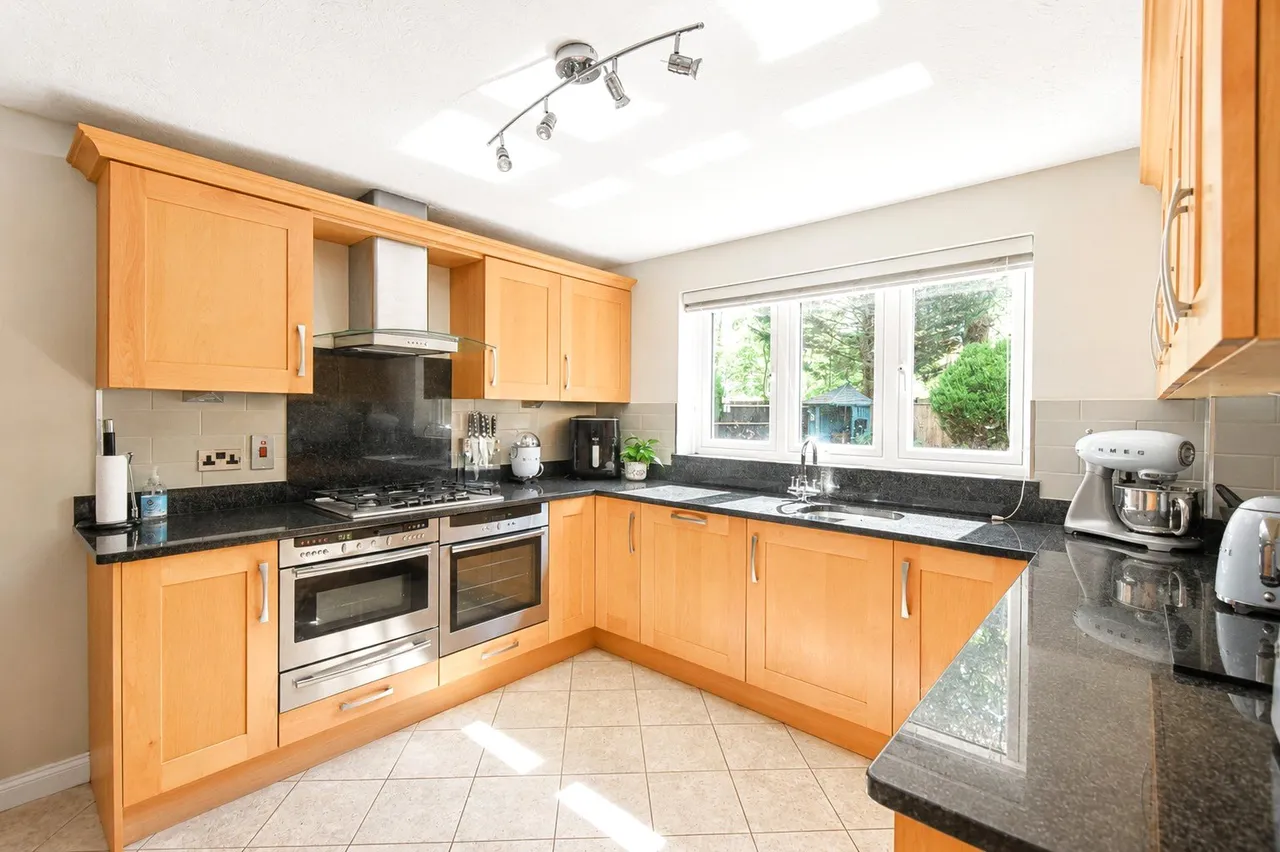 Seton Drive, Hook, Hampshire, RG27 9QS, photo 16