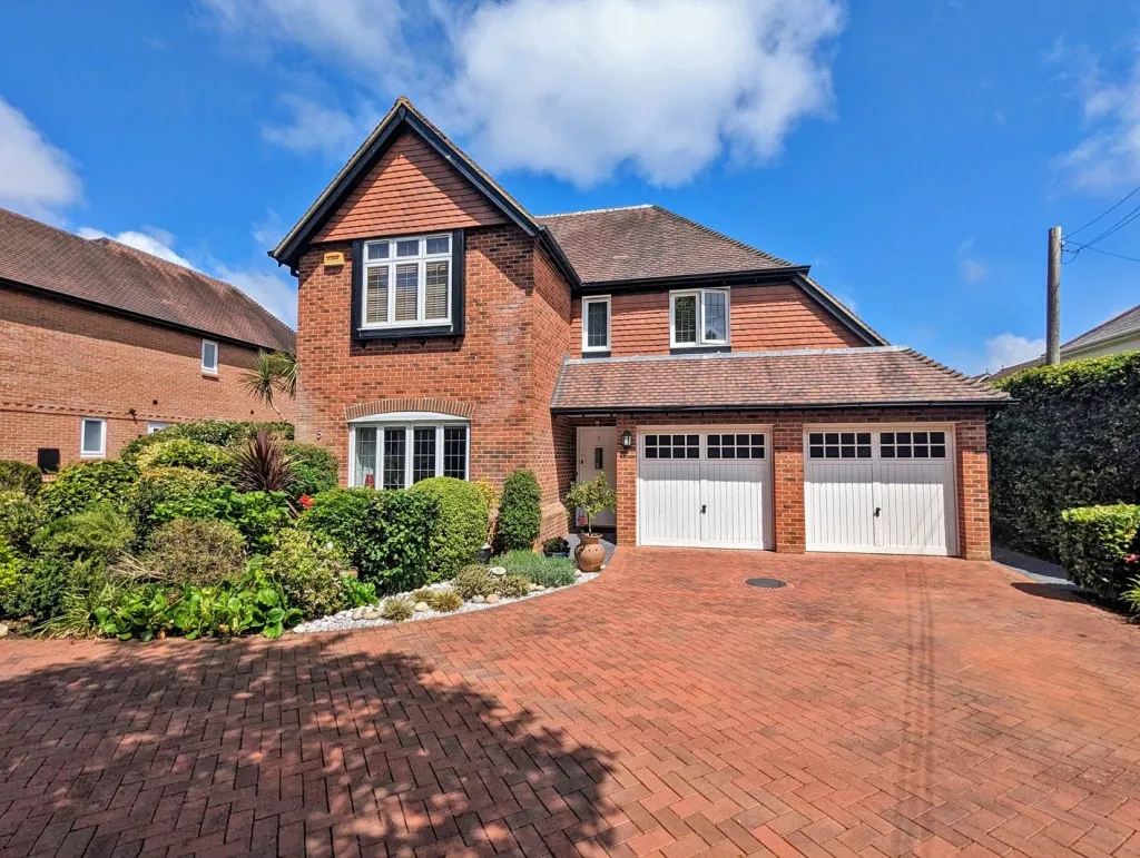 5 bed house for sale, Sway, Lymington