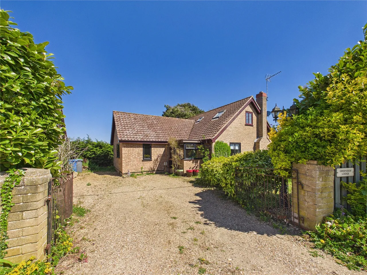 4 bed house for sale, Main Road, Sutton, IP12