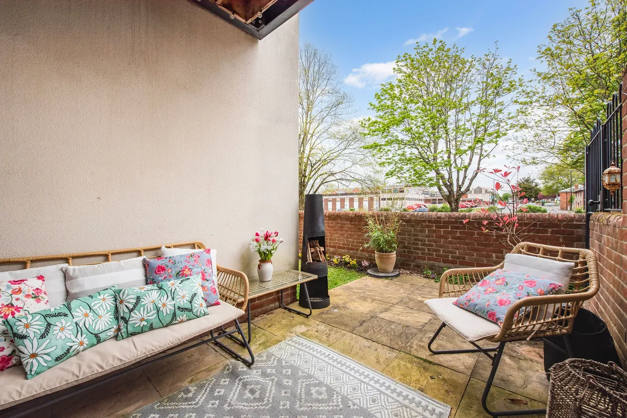 John Rennie Road, Chichester, PO19, photo 7