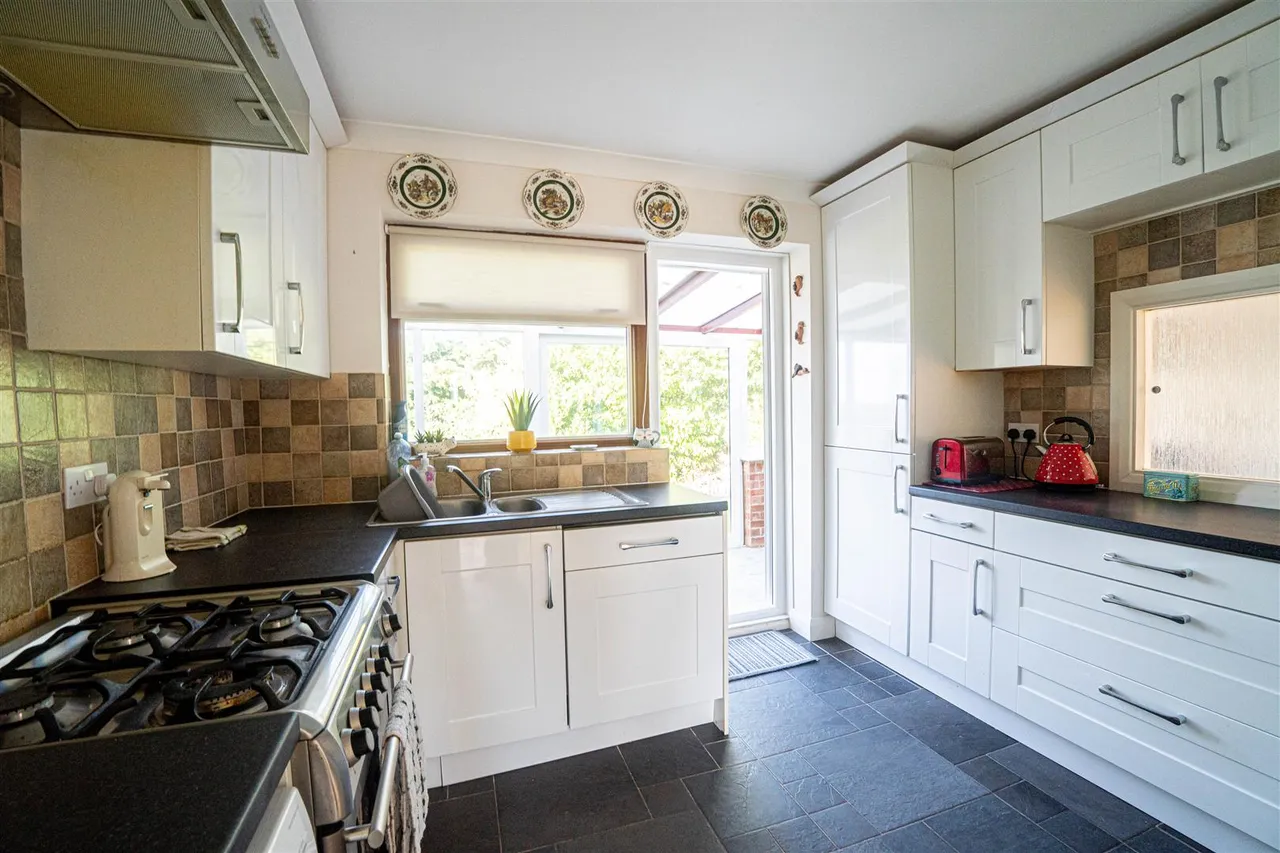 St. Dominic Close, St. Leonards-On-Sea, photo 6