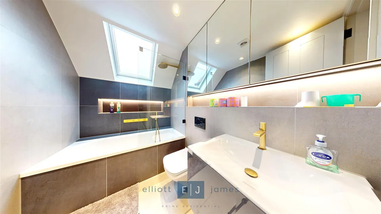Beechview Drive, Waltham Abbey, EN9, photo 5