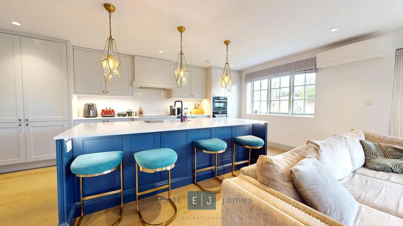 Beechview Drive, Waltham Abbey, EN9, photo 10