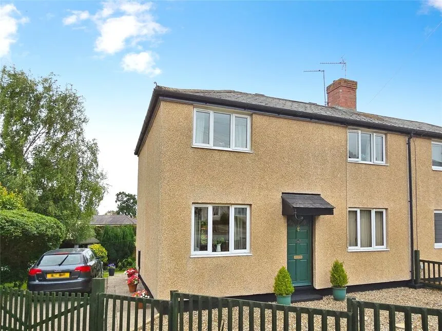 Woodside Court, Oswestry, Shropshire, SY11, photo 2