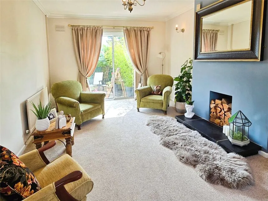 Woodside Court, Oswestry, Shropshire, SY11, photo 3
