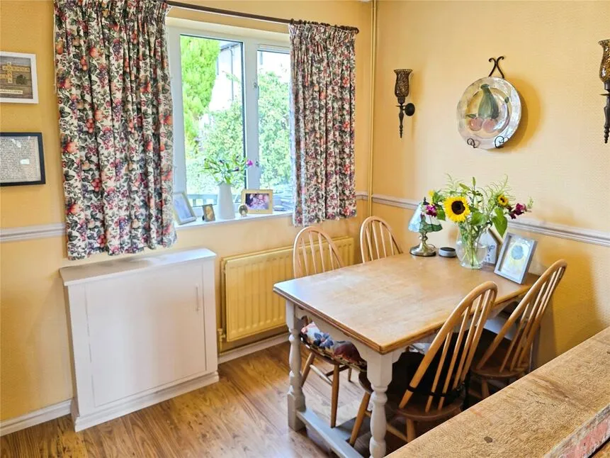 Woodside Court, Oswestry, Shropshire, SY11, photo 5