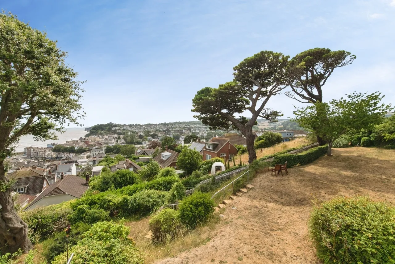 East Cliff Road, Dawlish, EX7, photo 12