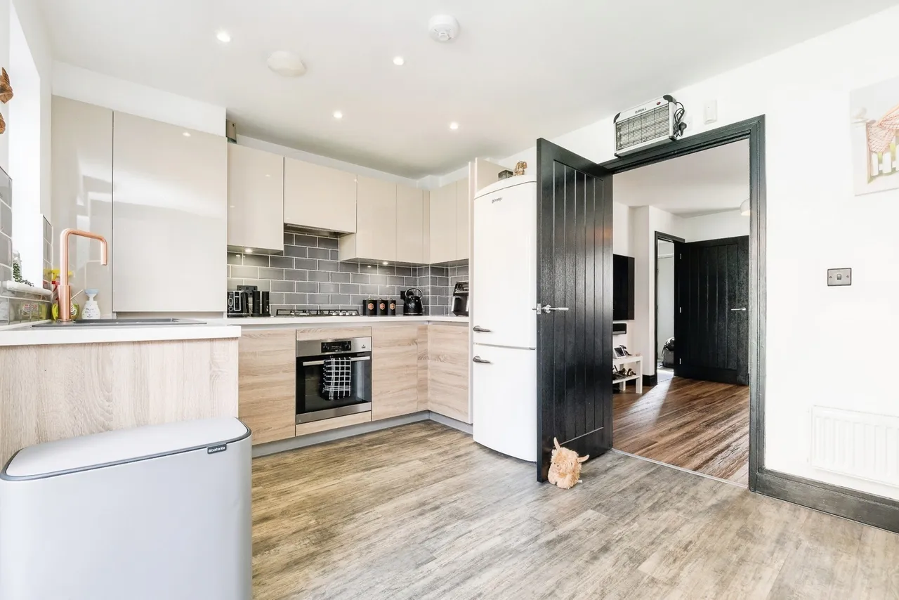 Five Oaks Lane, Chigwell, IG7, photo 4