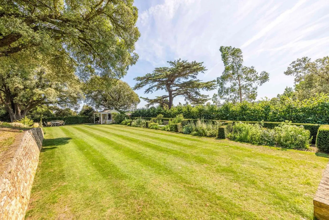 Haven Street, Wainscott, Rochester, Kent, ME3 8BL, photo 2
