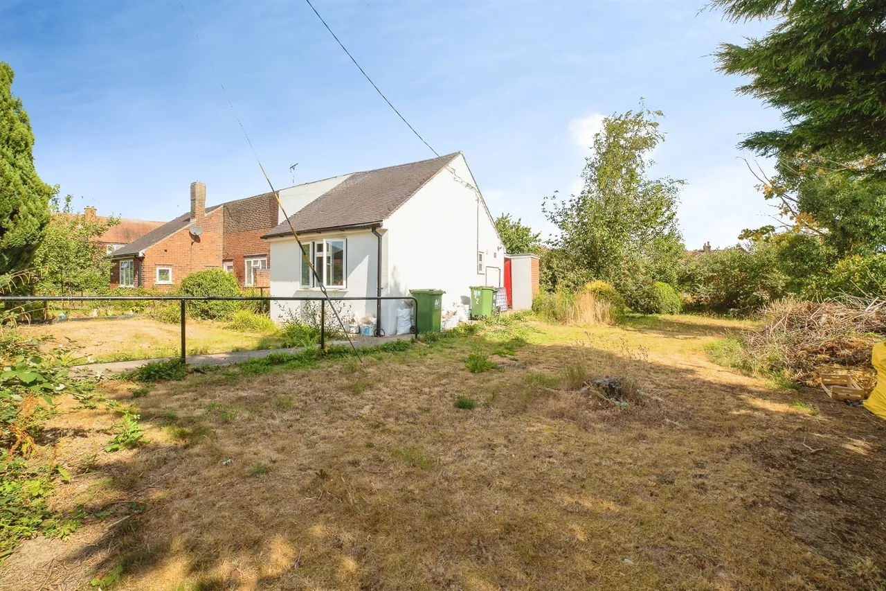 Lavender Walk, South Wingfield, DE55, photo 17