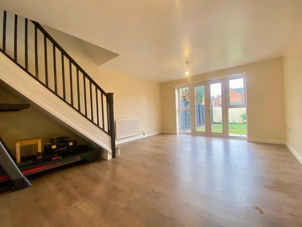 Willis Place, Worcester, WR2, photo 2