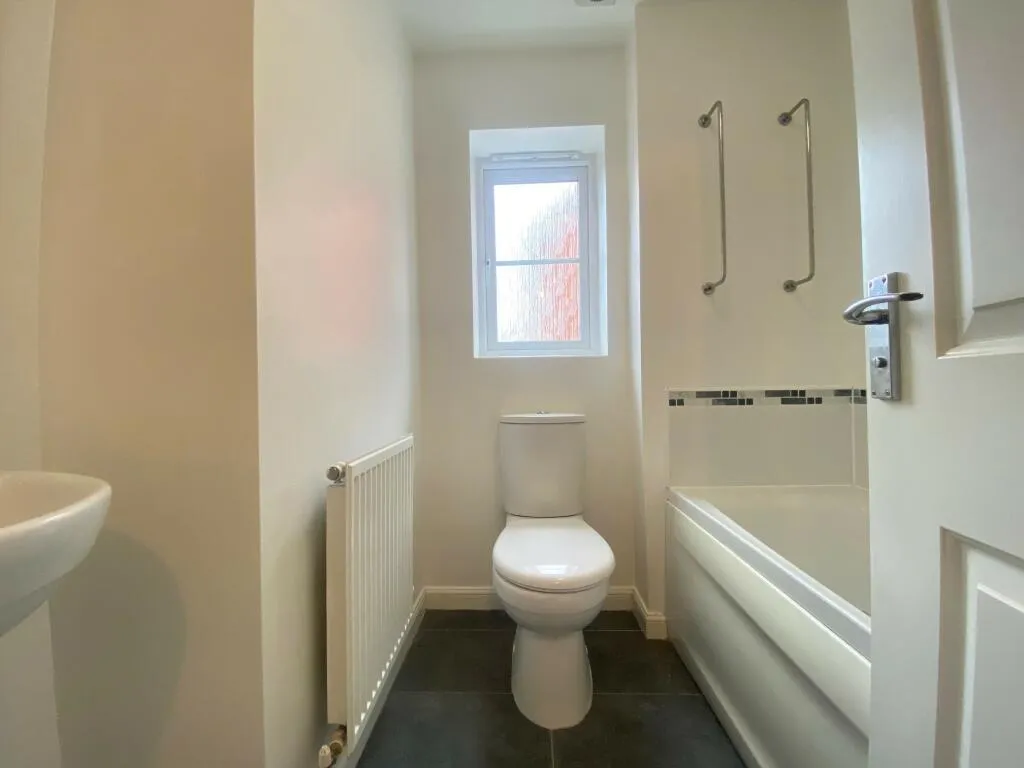 Willis Place, Worcester, WR2, photo 8