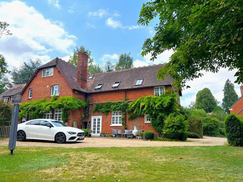3 bed house for sale, Mentmore, LU7