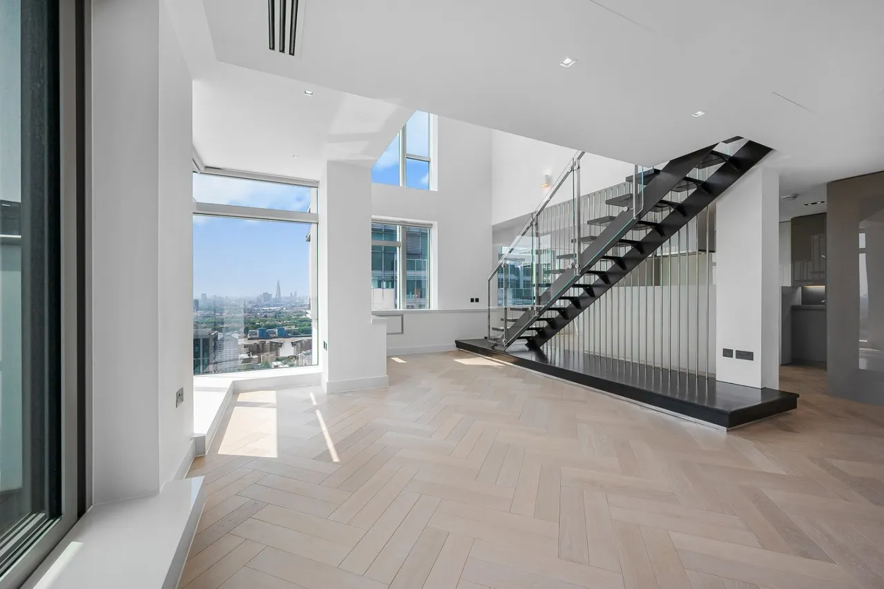 Pan Peninsula Square, London, E14, photo 14
