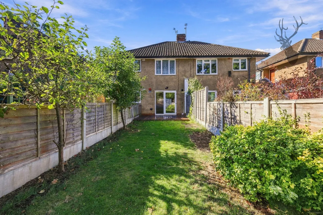 Broomfield Avenue, Loughton, IG10, photo 15