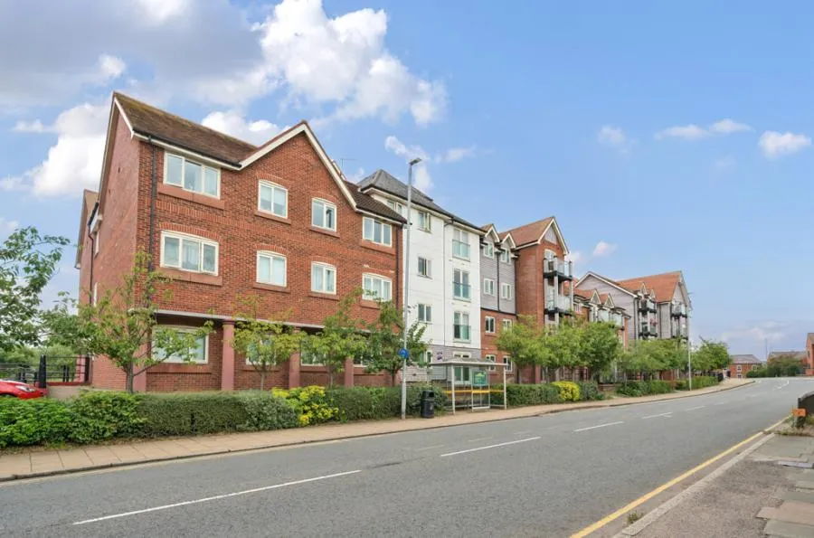 2 bed flat for sale, New Crane Street, Chester, CH1