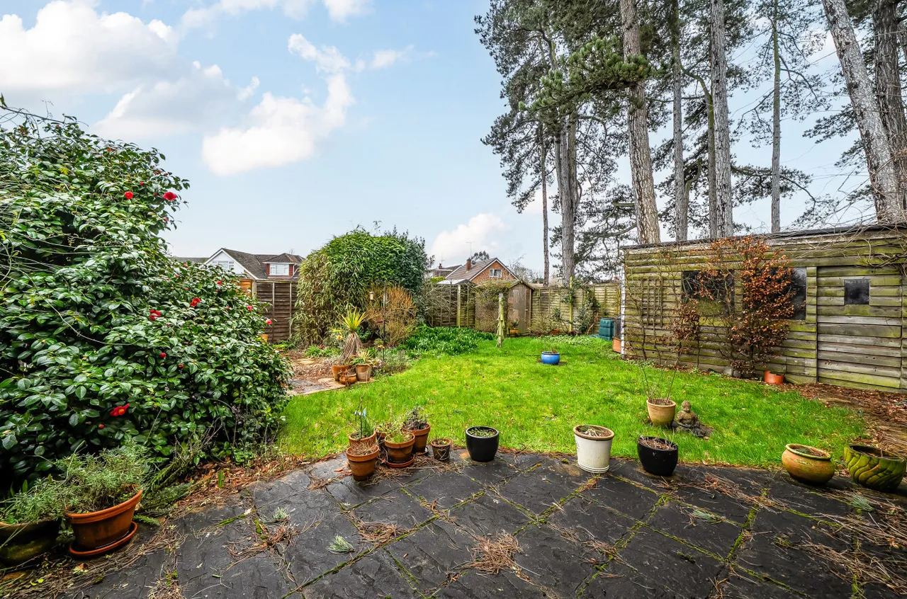 Scots Drive, Wokingham, Berkshire, RG41 3XF, photo 6