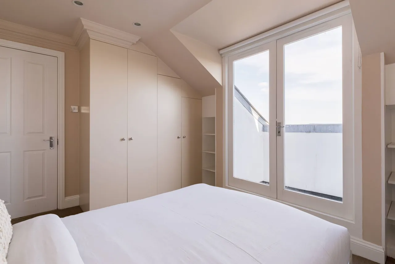 Steeles Road, NW3, photo 12