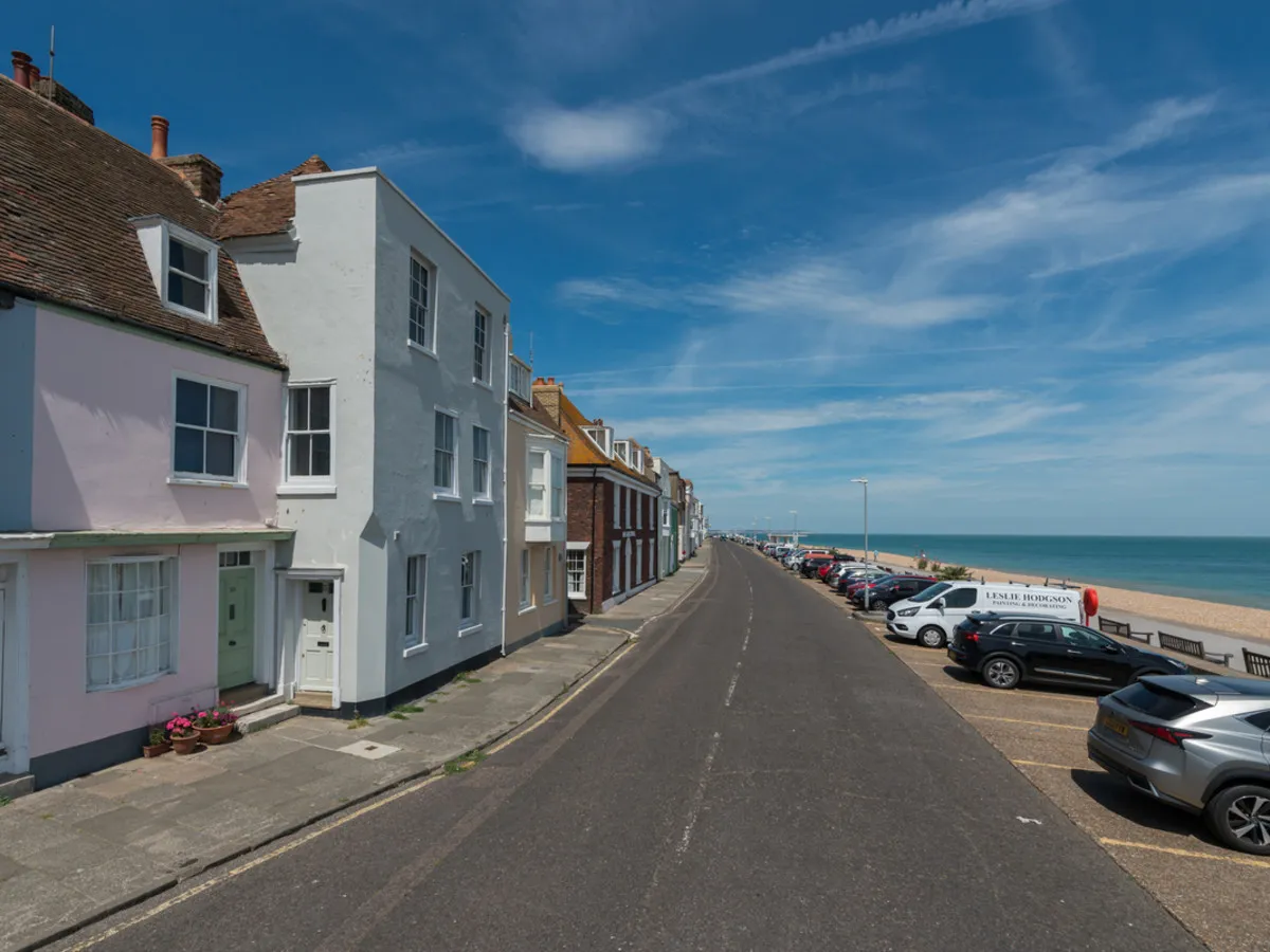 Beach Street, Deal, CT14, photo 3