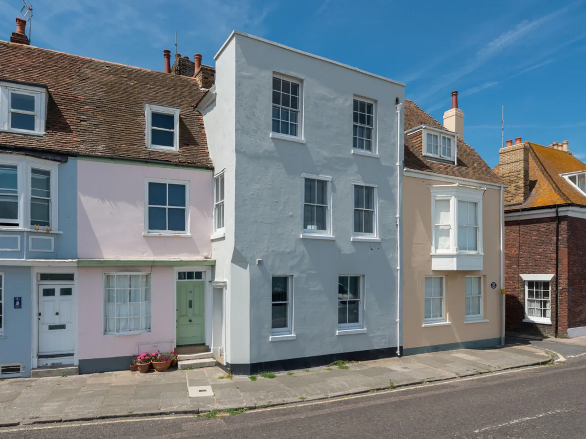 4 bed house for sale, Beach Street, Deal, CT14