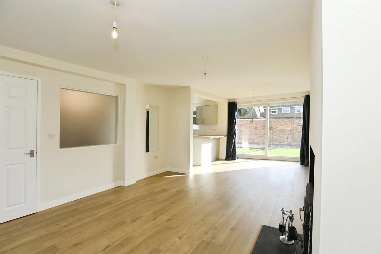 Beechey Way, Copthorne, RH10, photo 6