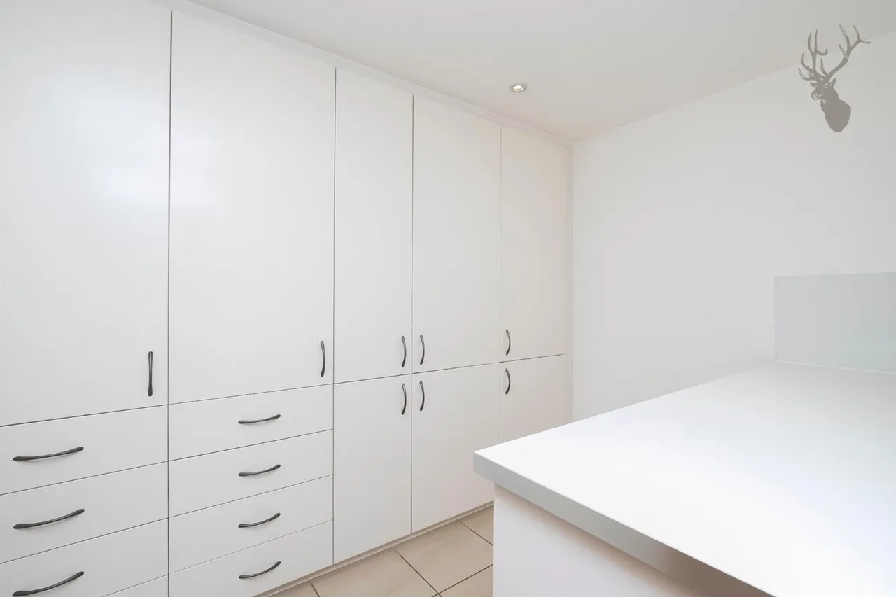 Stapleford Road, Stapleford Tawney, RM4, photo 13