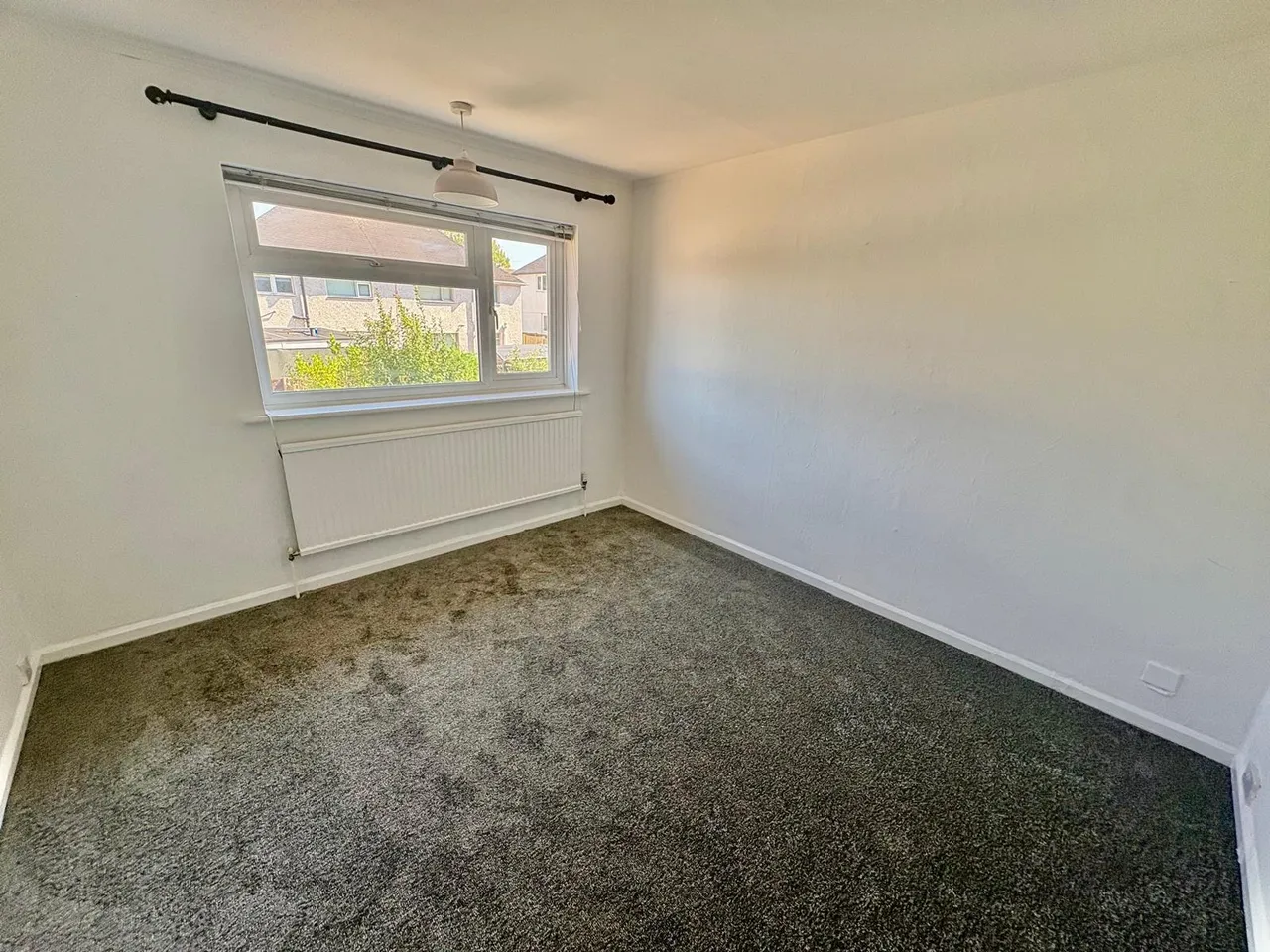 Gardendale Avenue, Clifton, photo 6