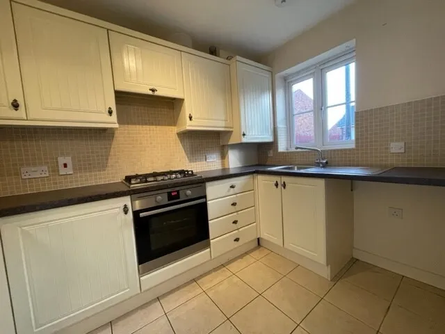Becks Close, Birstall, LE4, photo 4