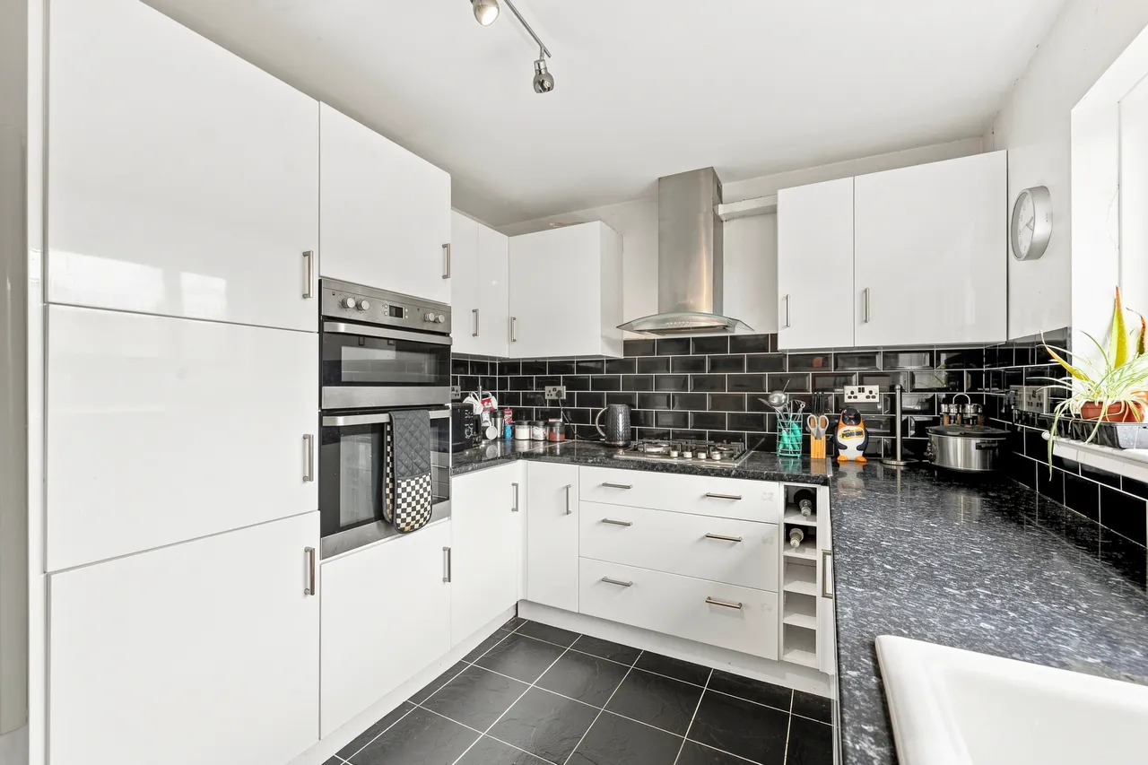 Heol Cefni, Morriston, SA6, photo 6