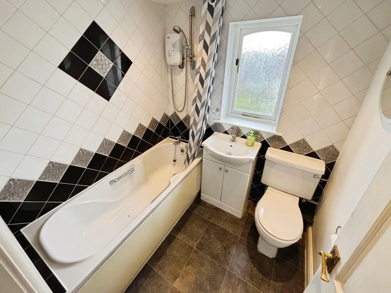 Hall Street, Church Gresley, DE11, photo 4