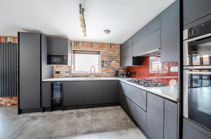 Aventine Grove, Houghton Regis, LU5, photo 6
