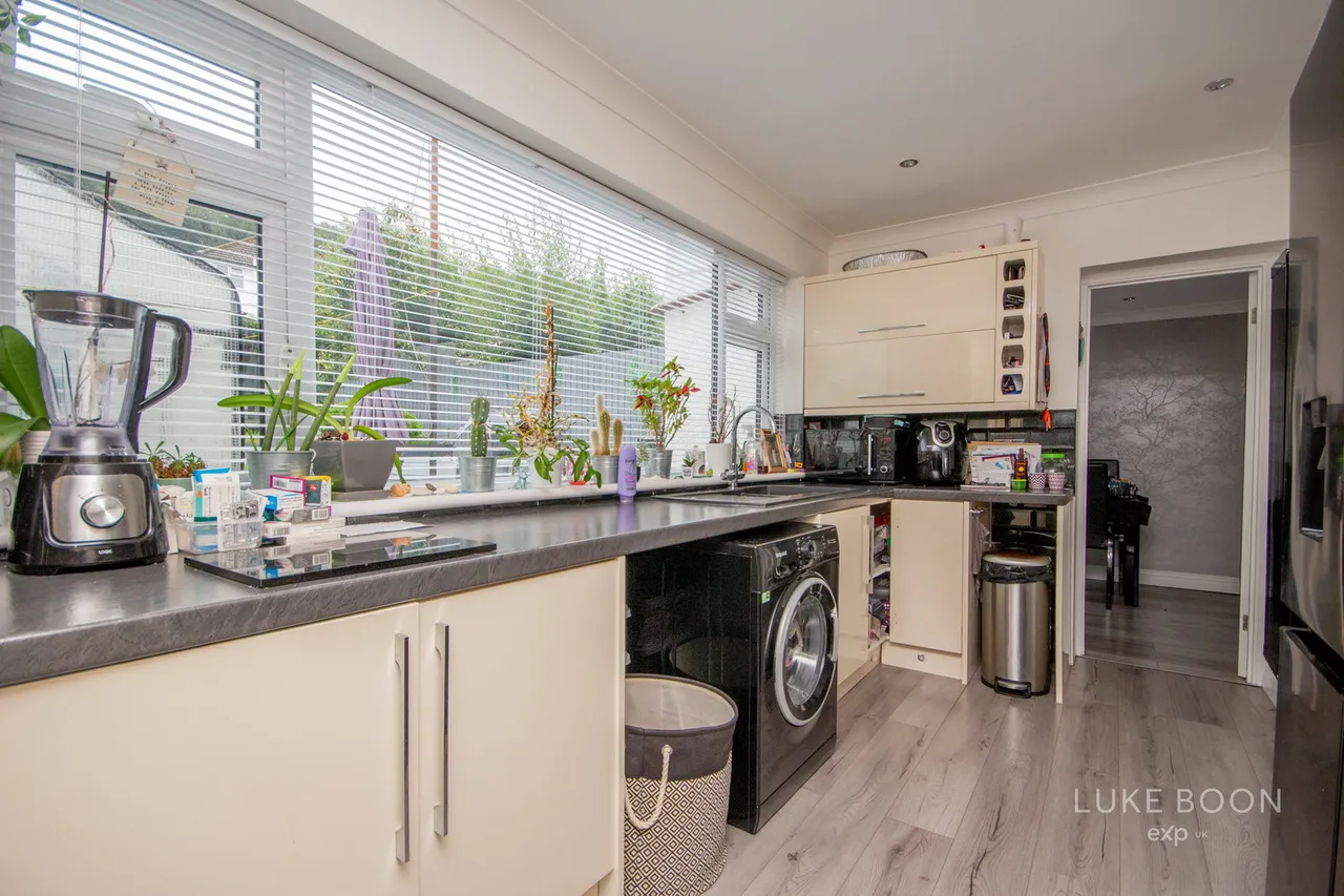 Merafield Drive, Plympton, PL7, photo 13