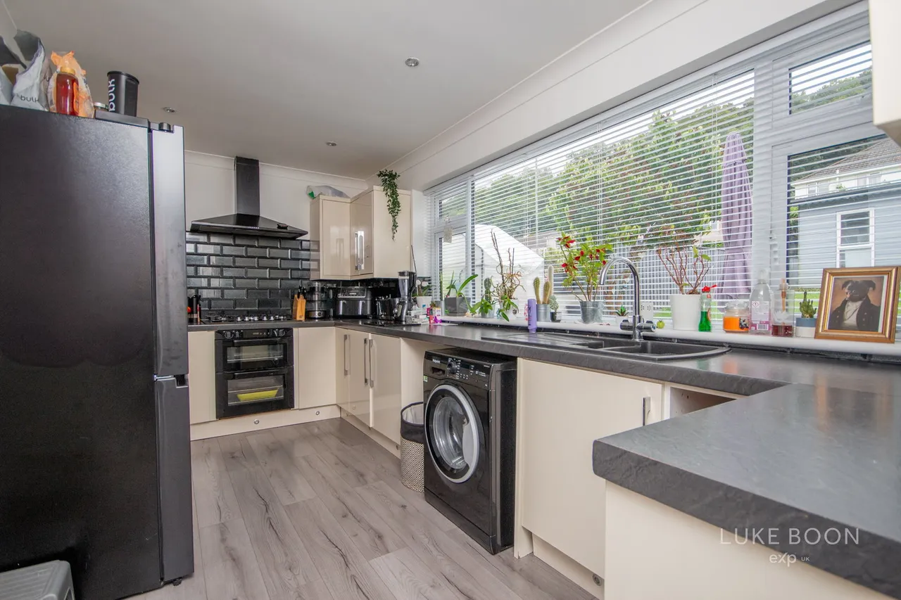 Merafield Drive, Plympton, PL7, photo 3