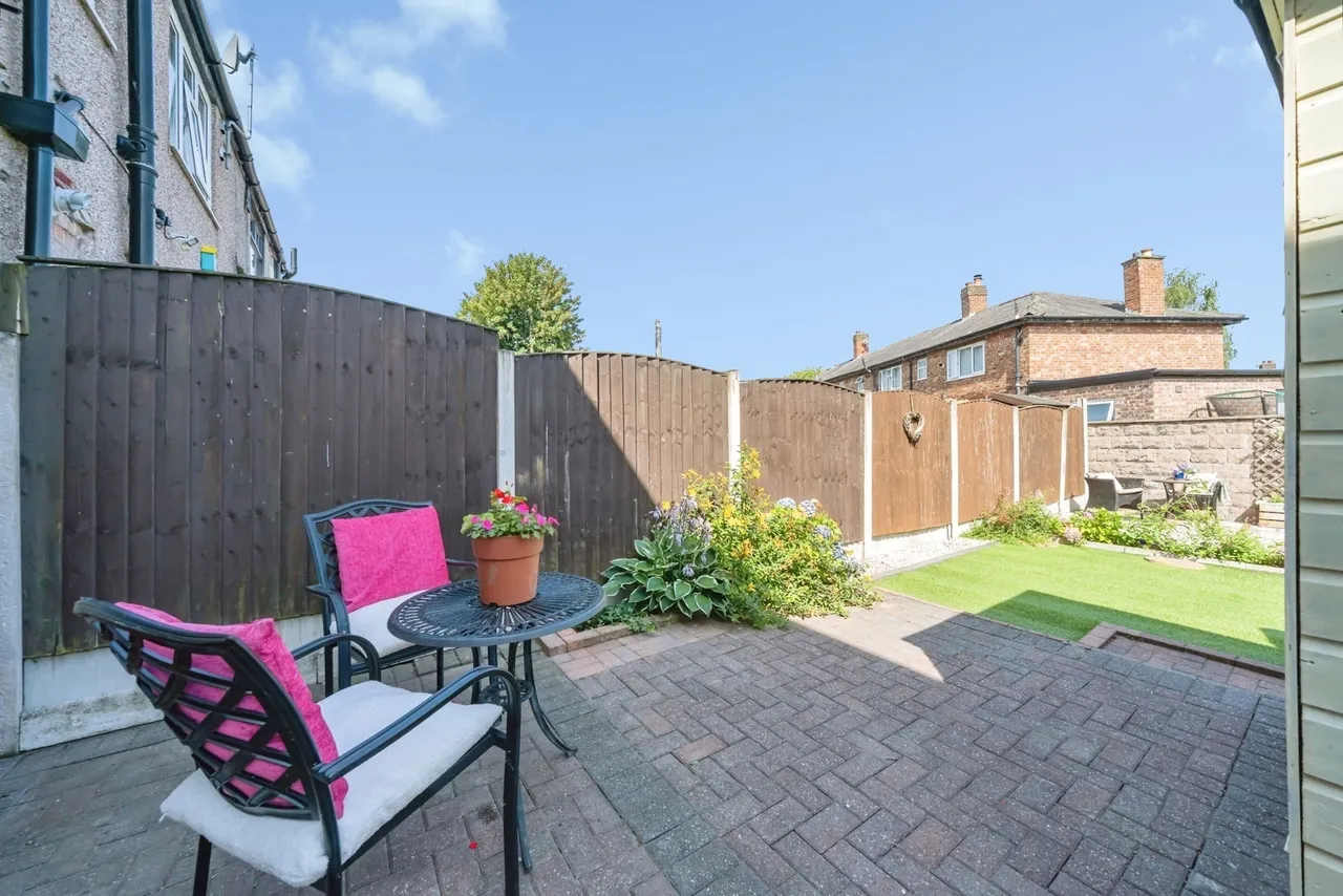 Shaws Avenue, Warrington, Cheshire, WA2, photo 17