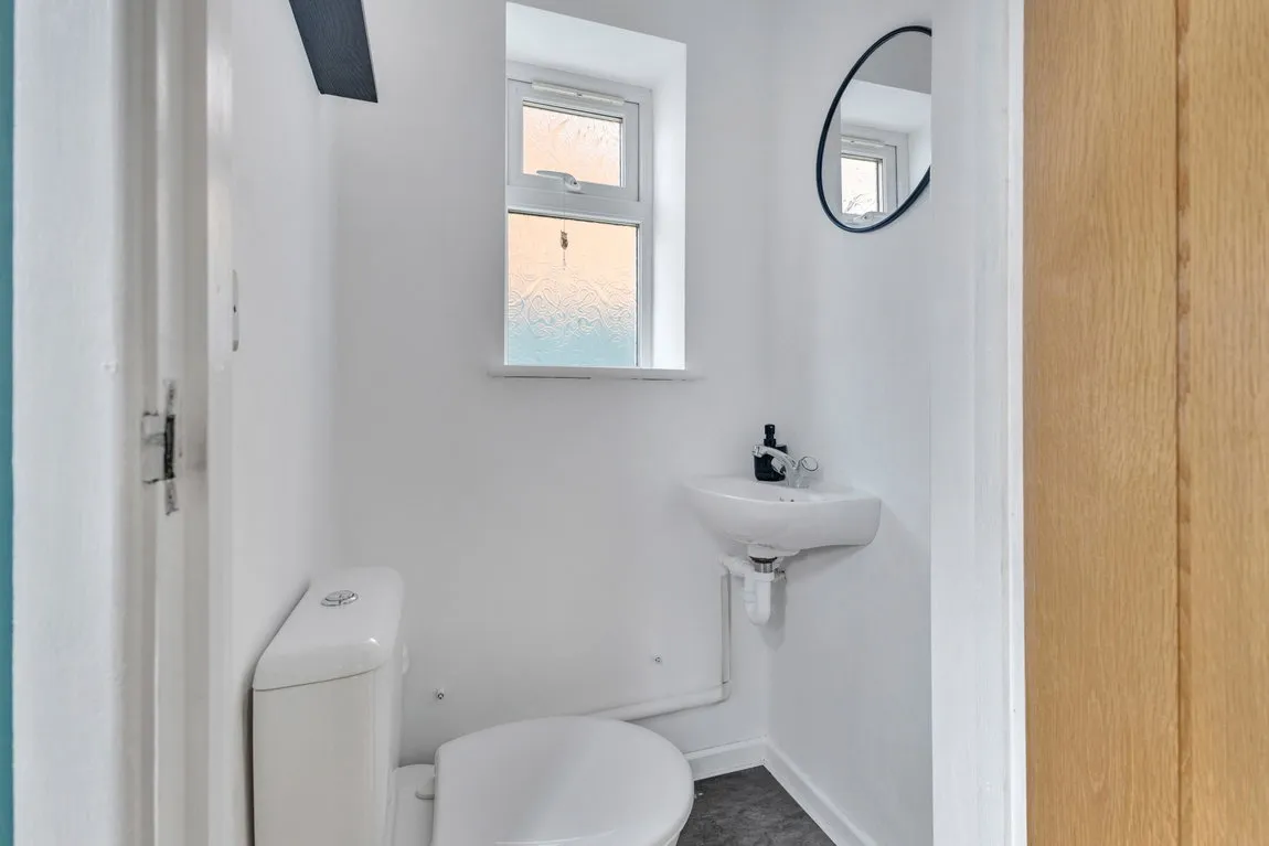 Newfield Close, Solihull, B91 2SH, photo 10