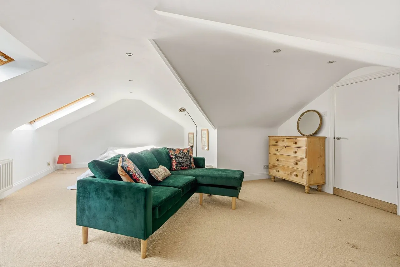 Cheapside Lane, Denham, UB9, photo 9