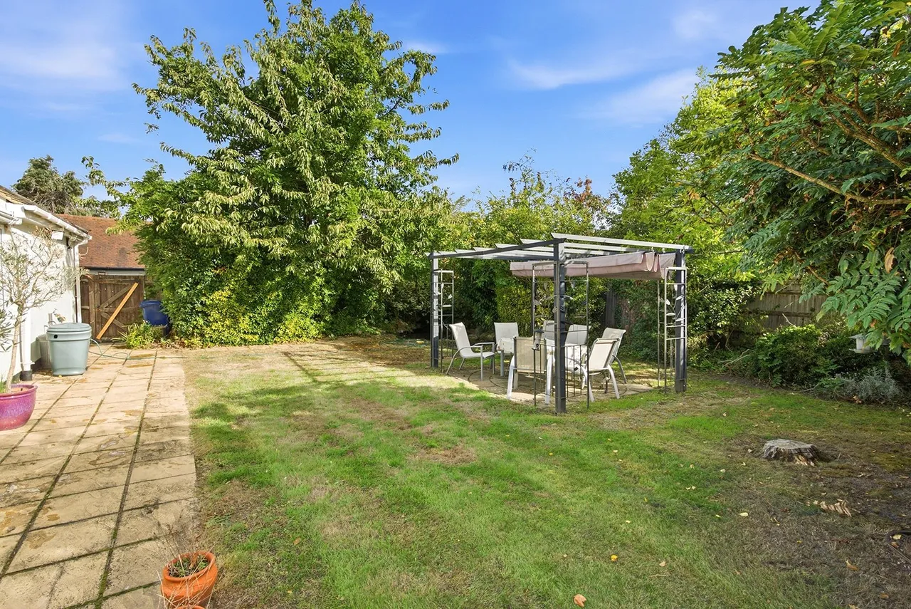 Cheapside Lane, Denham, UB9, photo 12
