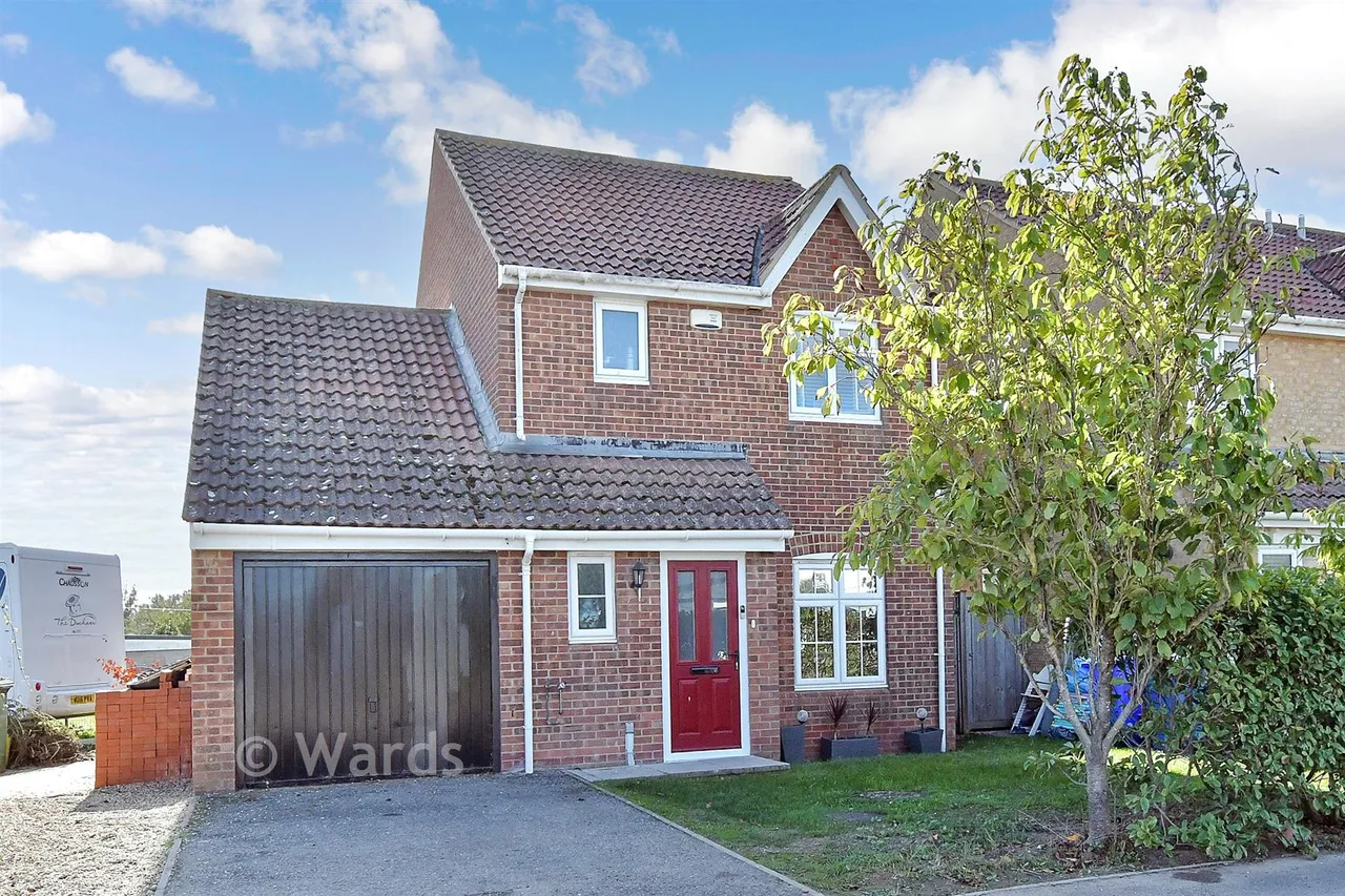 3 bed house for sale, Sea View Gardens, Warden, ME12