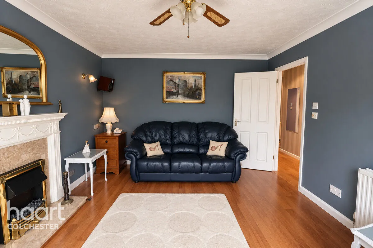 Chatsworth Road, Colchester, CO5, photo 8