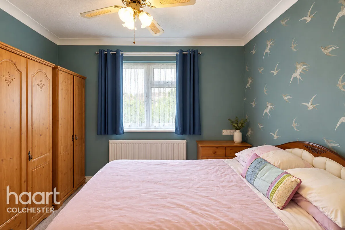 Chatsworth Road, Colchester, CO5, photo 12