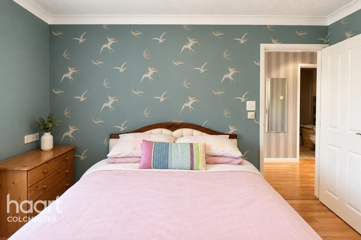 Chatsworth Road, Colchester, CO5, photo 11