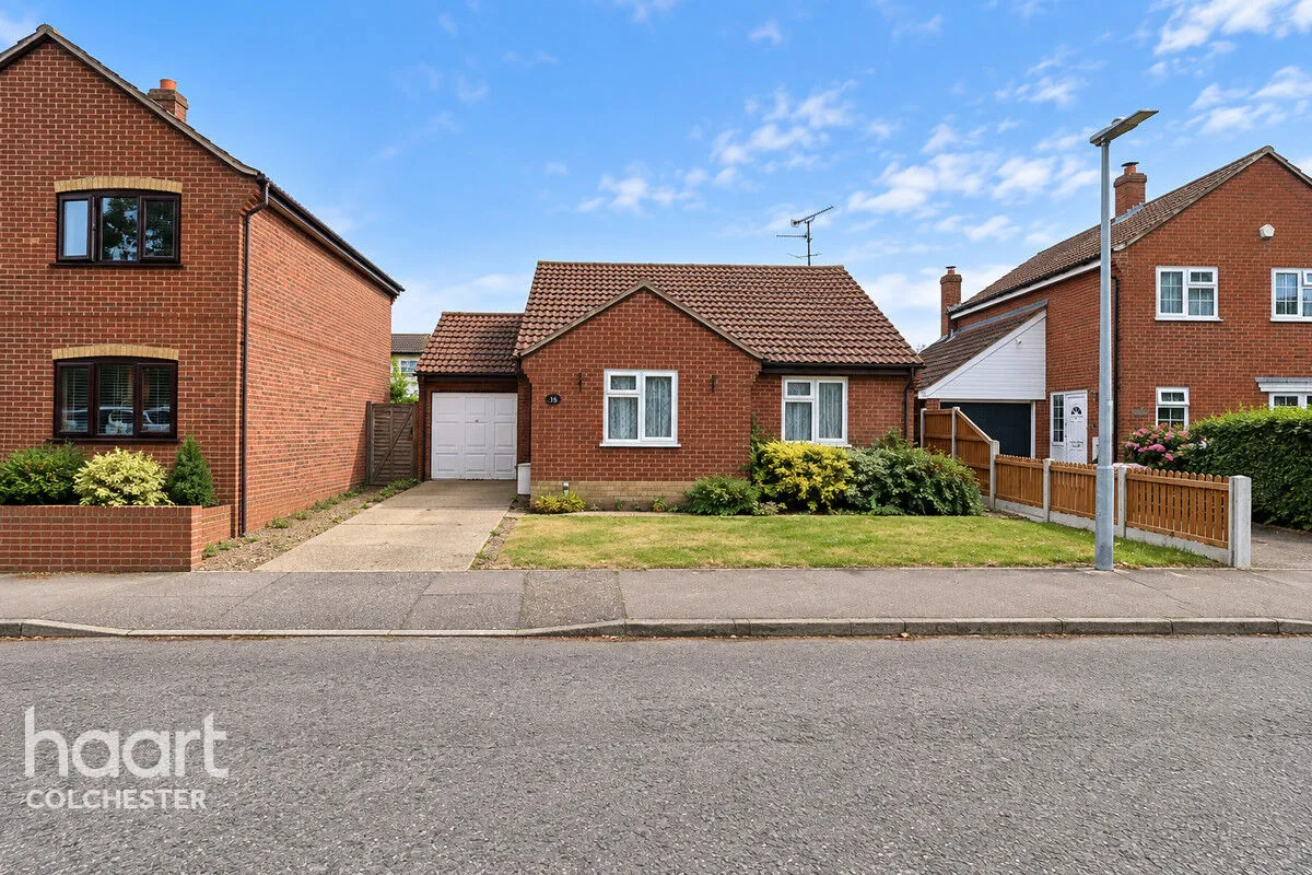2 bed house for sale, Chatsworth Road, Colchester, CO5