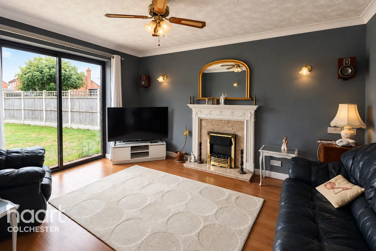 Chatsworth Road, Colchester, CO5, photo 7
