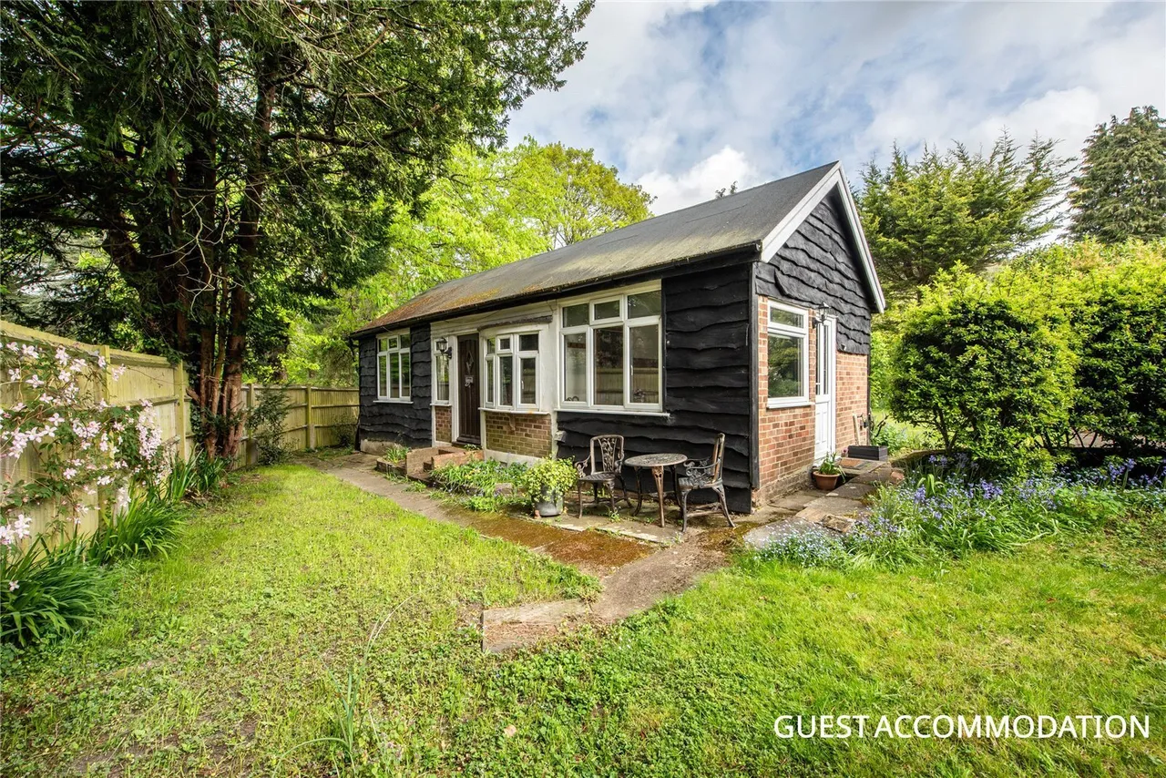 Pixham Lane, Pixham, RH4, photo 14