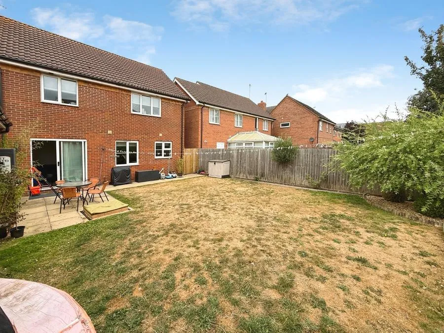 Greenwich Avenue, Holbeach, PE12, photo 24