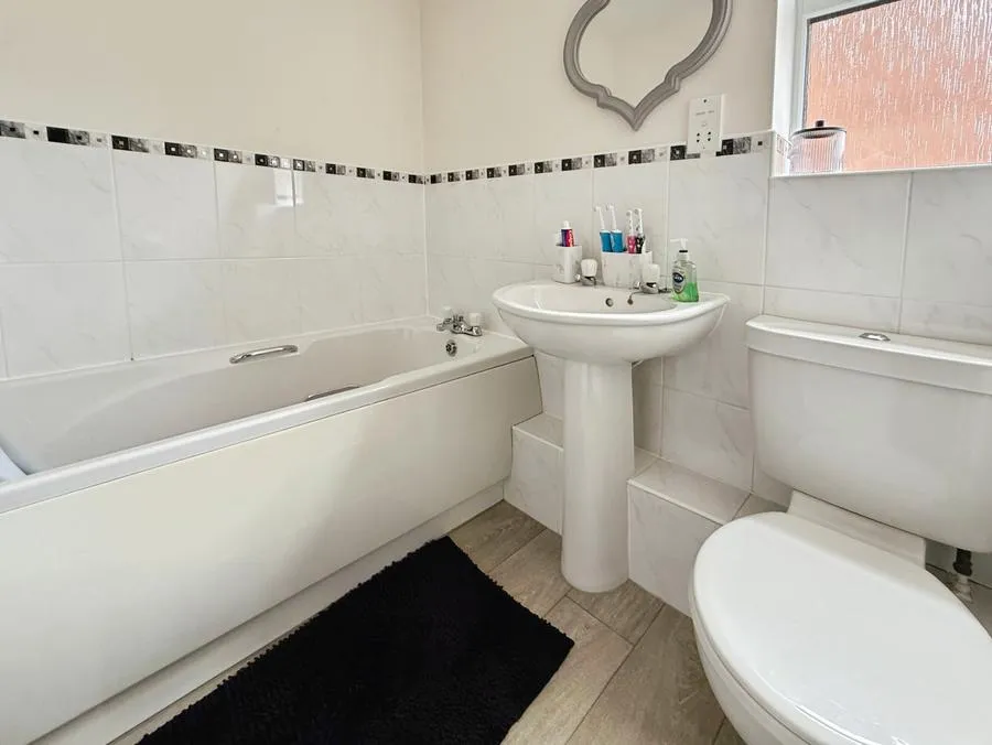 Greenwich Avenue, Holbeach, PE12, photo 20