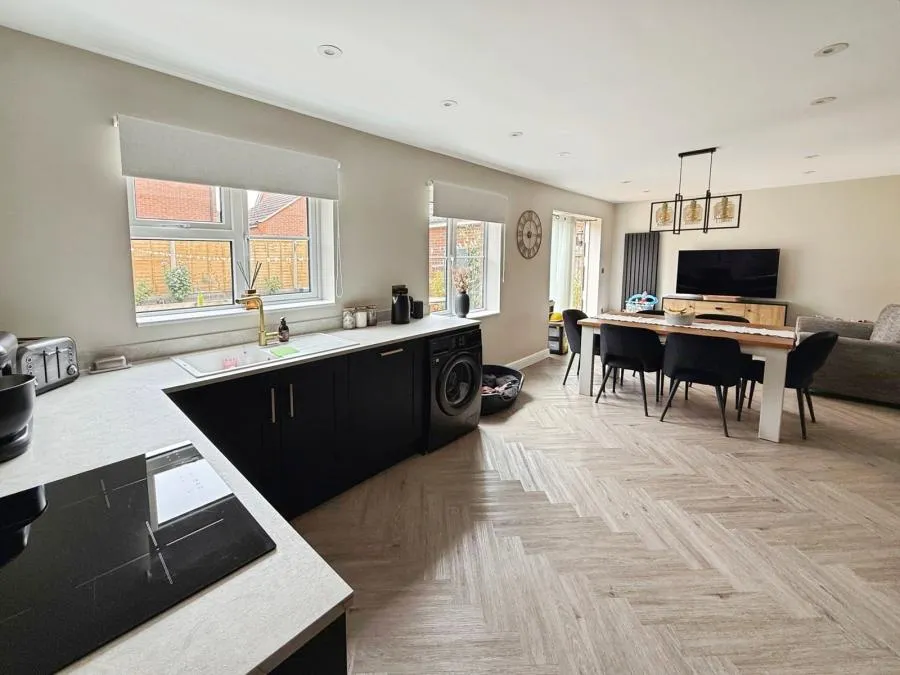 Greenwich Avenue, Holbeach, PE12, photo 9