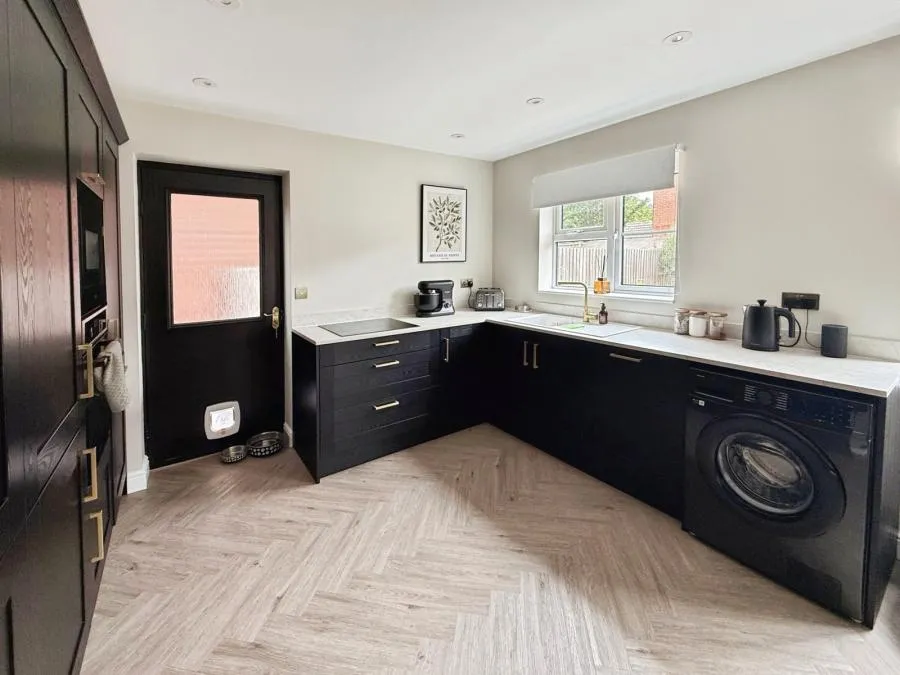 Greenwich Avenue, Holbeach, PE12, photo 7