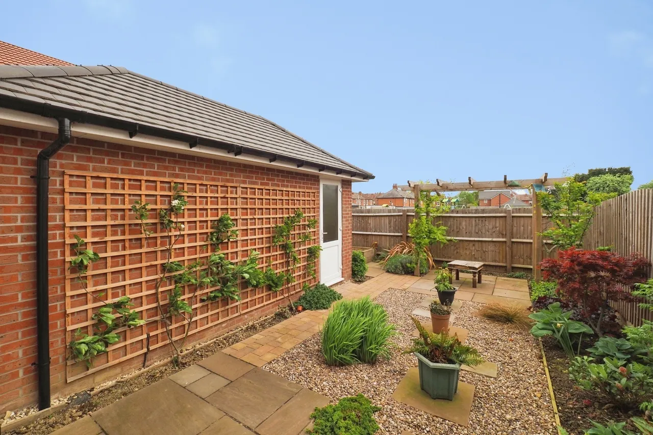 Plessey Road, Beeston, NG9, photo 20