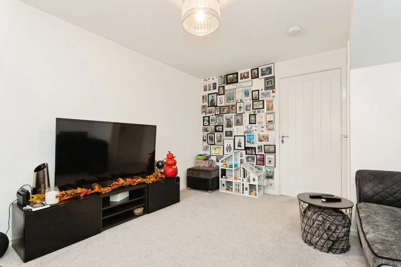 Seville Lane, Chilton Moor, Houghton Le Spring, Tyne and Wear, DH4, photo 4